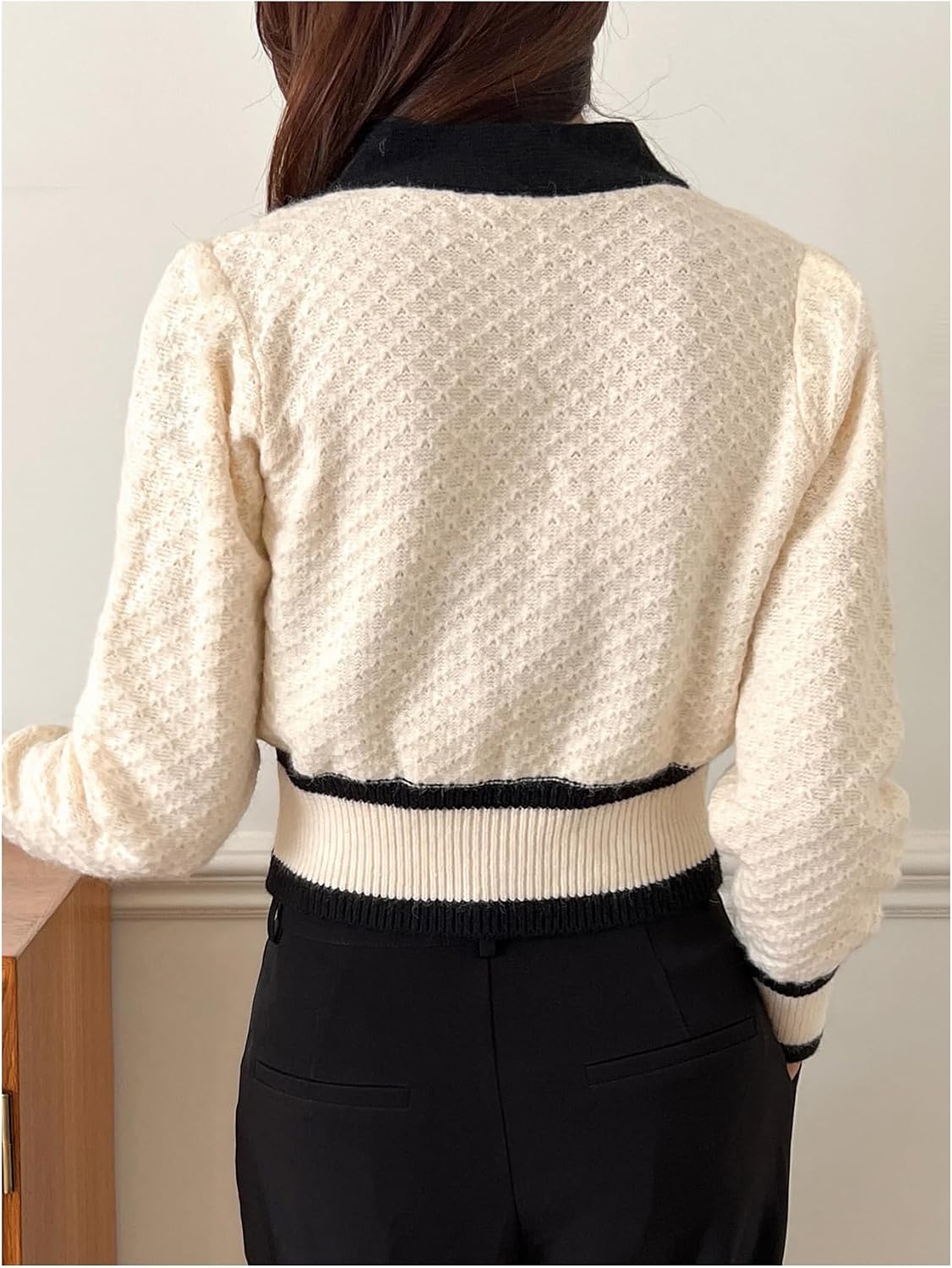 Women's Contrast Trim Long Sleeve Button Front V Neck Cardigan - Image 2