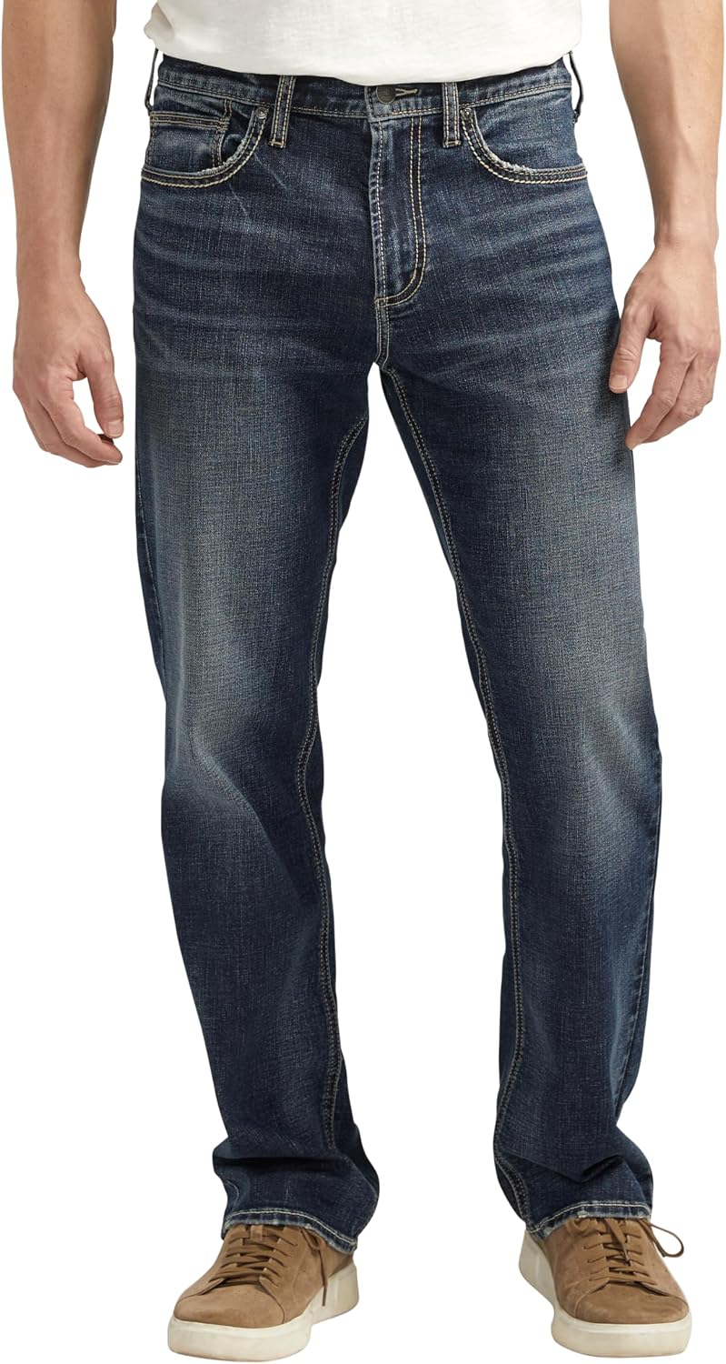 Men's Classic Fit Straight Leg Jeans