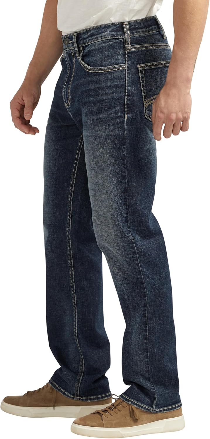 Men's Classic Fit Straight Leg Jeans - Image 2